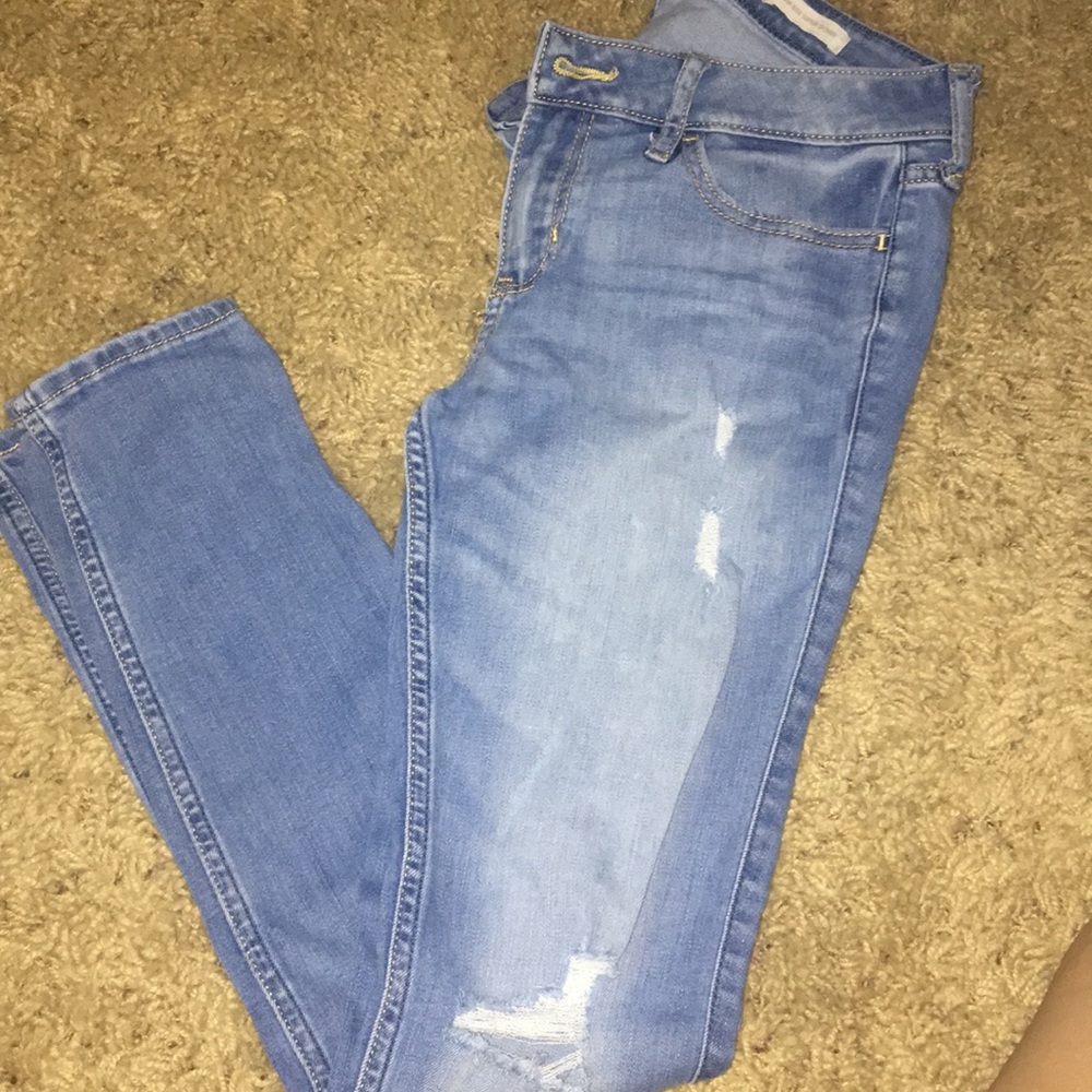 Hollister 3s low rise